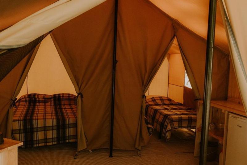 Camping Onlycamp Les Deux Rives لانيون المظهر الخارجي الصورة