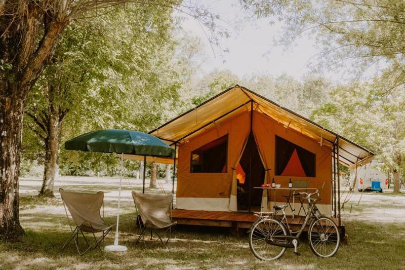 Camping Onlycamp Les Deux Rives لانيون المظهر الخارجي الصورة